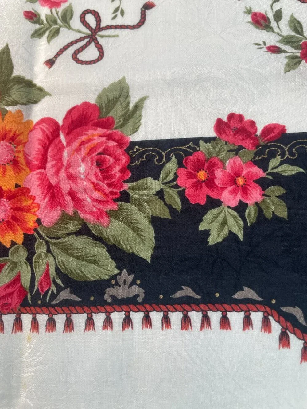 NWT Hardy Amies Vintage Floral Cotton Scarf Roses Tassel Border